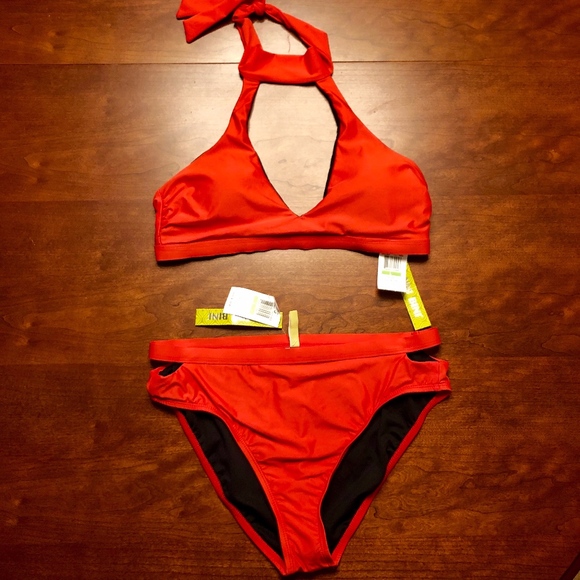 NWT Gianni Bini Red Choker Neck Cutout Swimsuit L - Picture 3 of 3